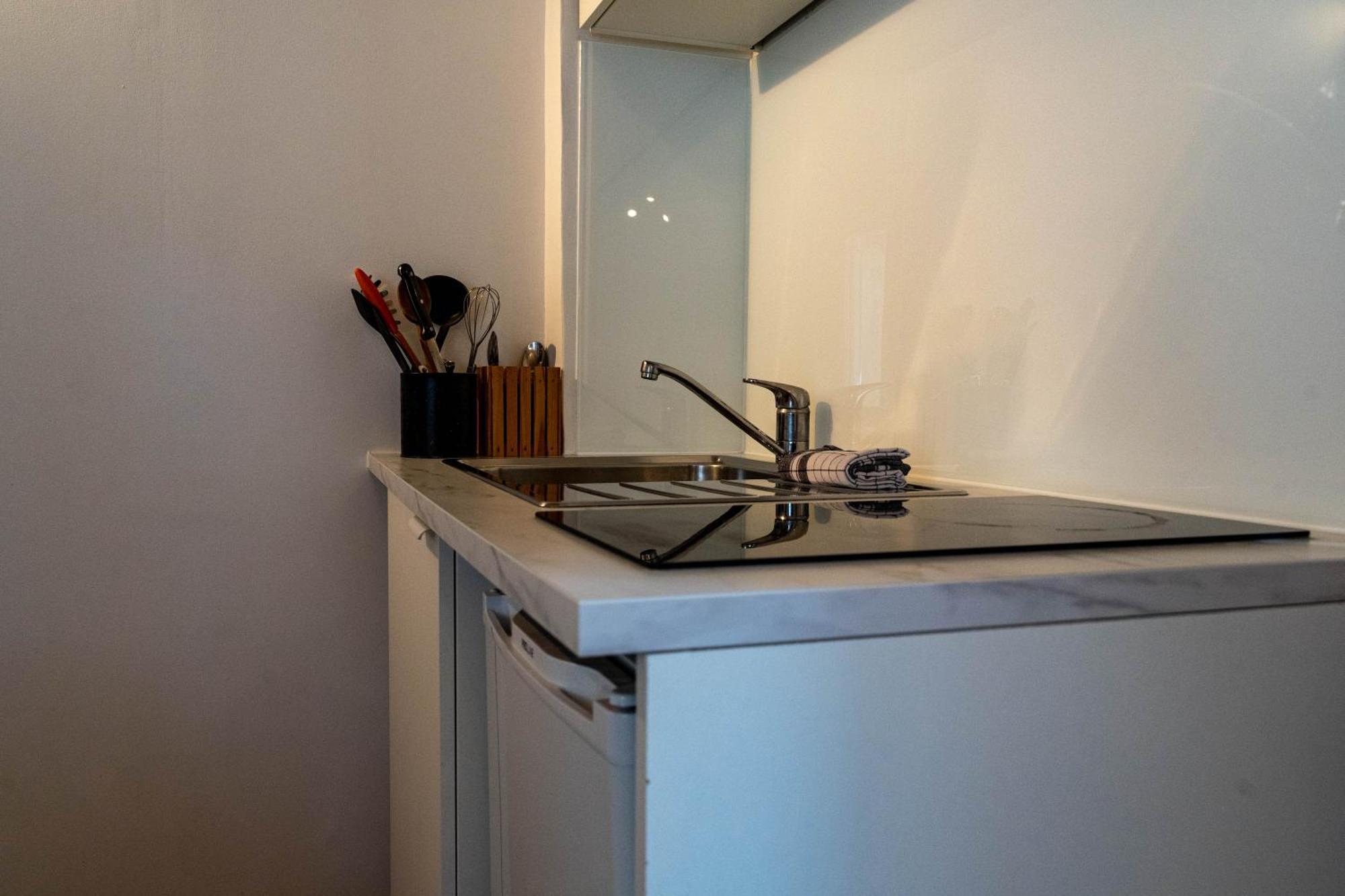 A L'Ombre Des Papes Apartment Авиньон Екстериор снимка
